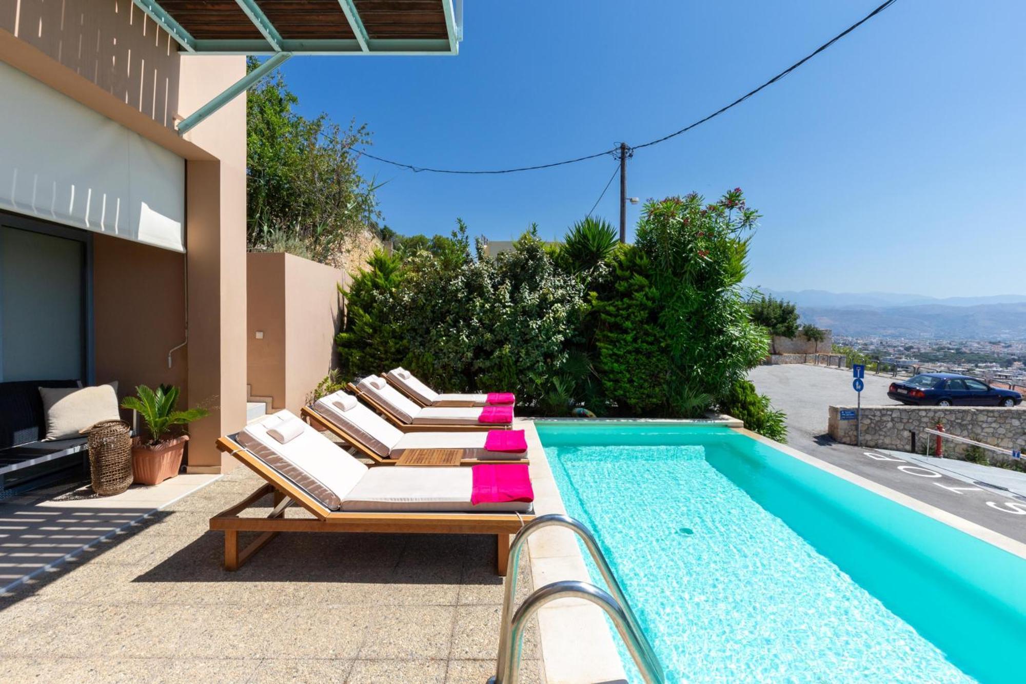 Unlimited Blue Villa Chania  Bagian luar foto