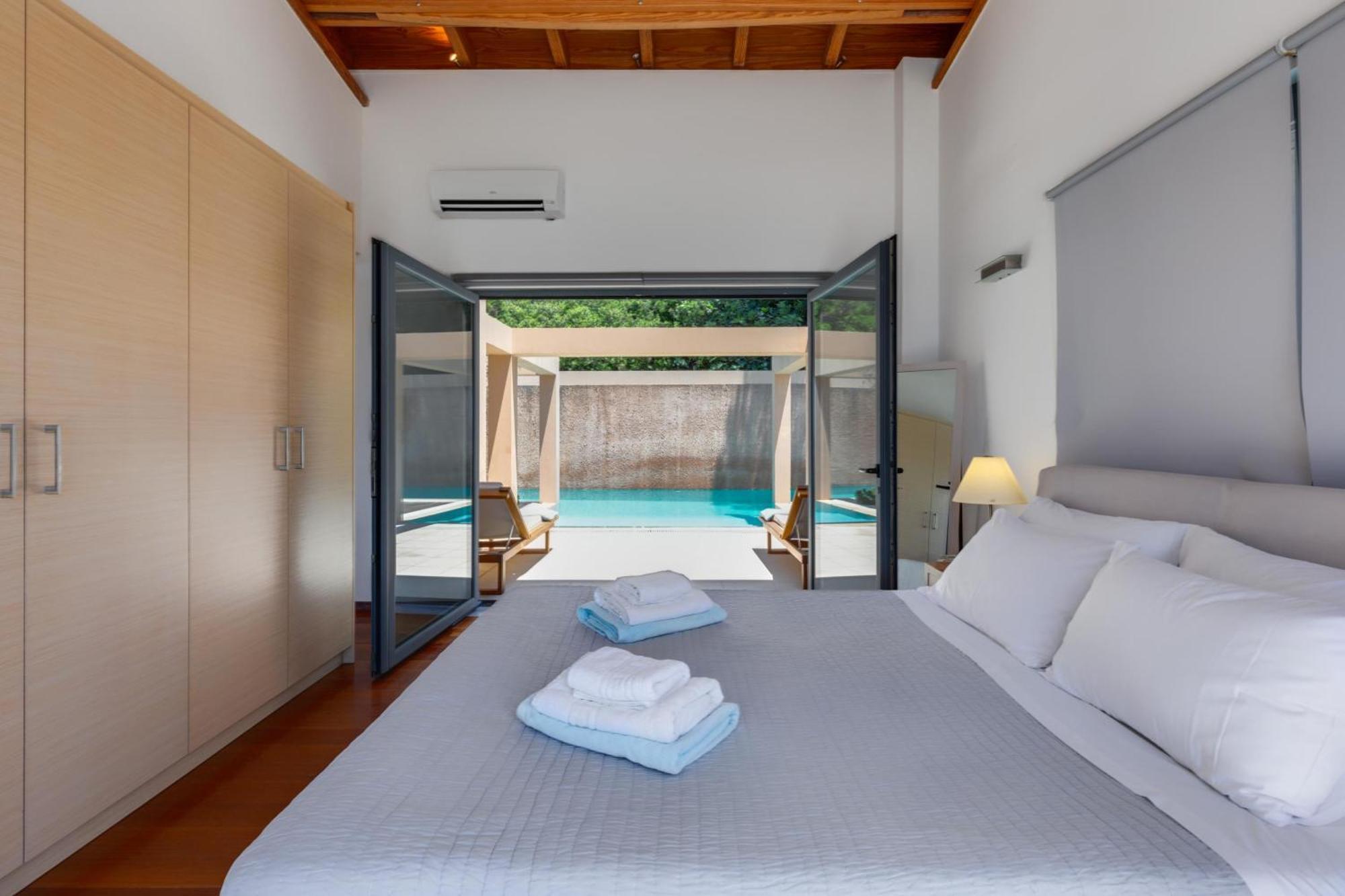 Unlimited Blue Villa Chania  Bagian luar foto