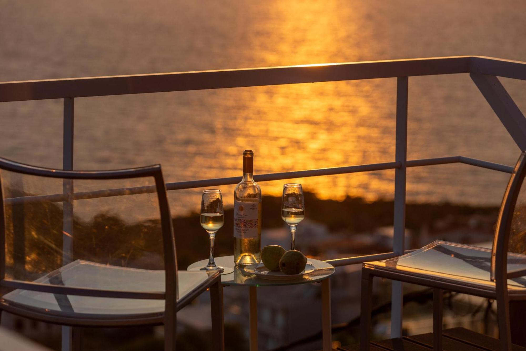 Unlimited Blue Villa Chania  Bagian luar foto