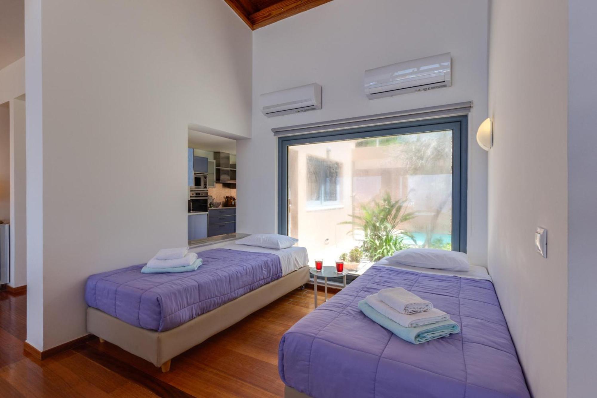Unlimited Blue Villa Chania  Bagian luar foto